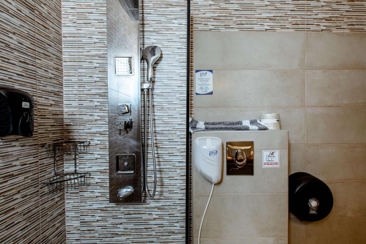 Deluxe Suites Ханья Экстерьер фото